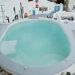 Villa Simantiri Private *