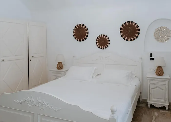 Simantiri Private Villa Megalochori (Santorini)