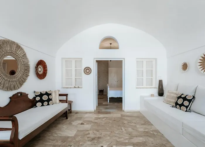 Simantiri Private * Megalochori (Santorini)