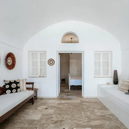 Simantiri Private * Megalochori (Santorini)