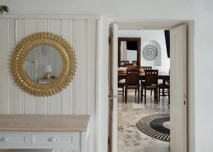 Simantiri Private Vila